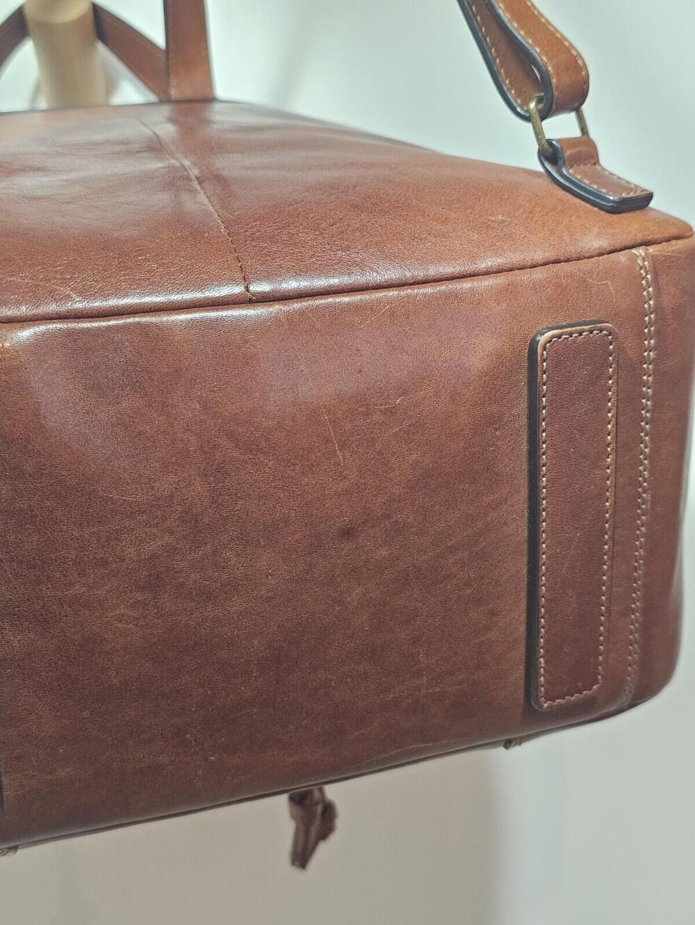Bosca Dolce Premium Italian Brown Leather Cinch & Buckle Backpack - Picture 11 of 15